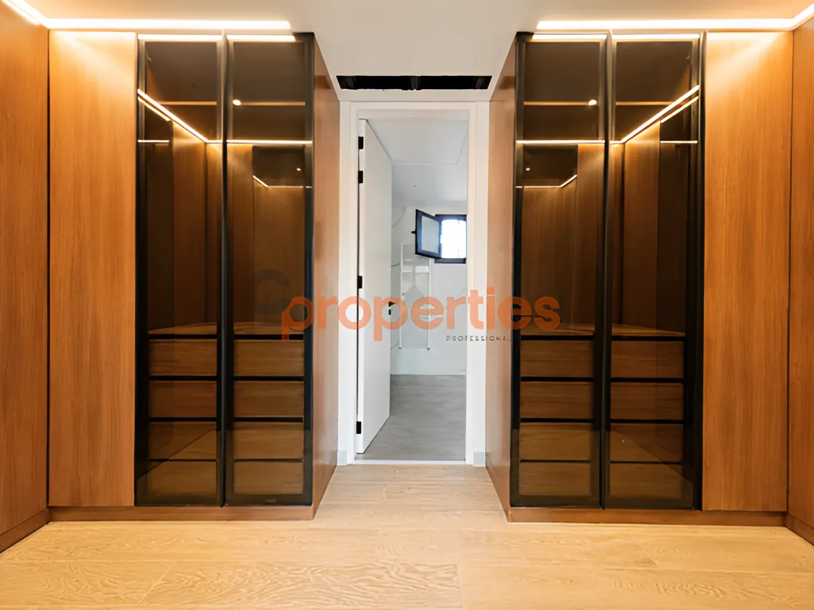 Apartment for Sale in Ain Al Mraiseh