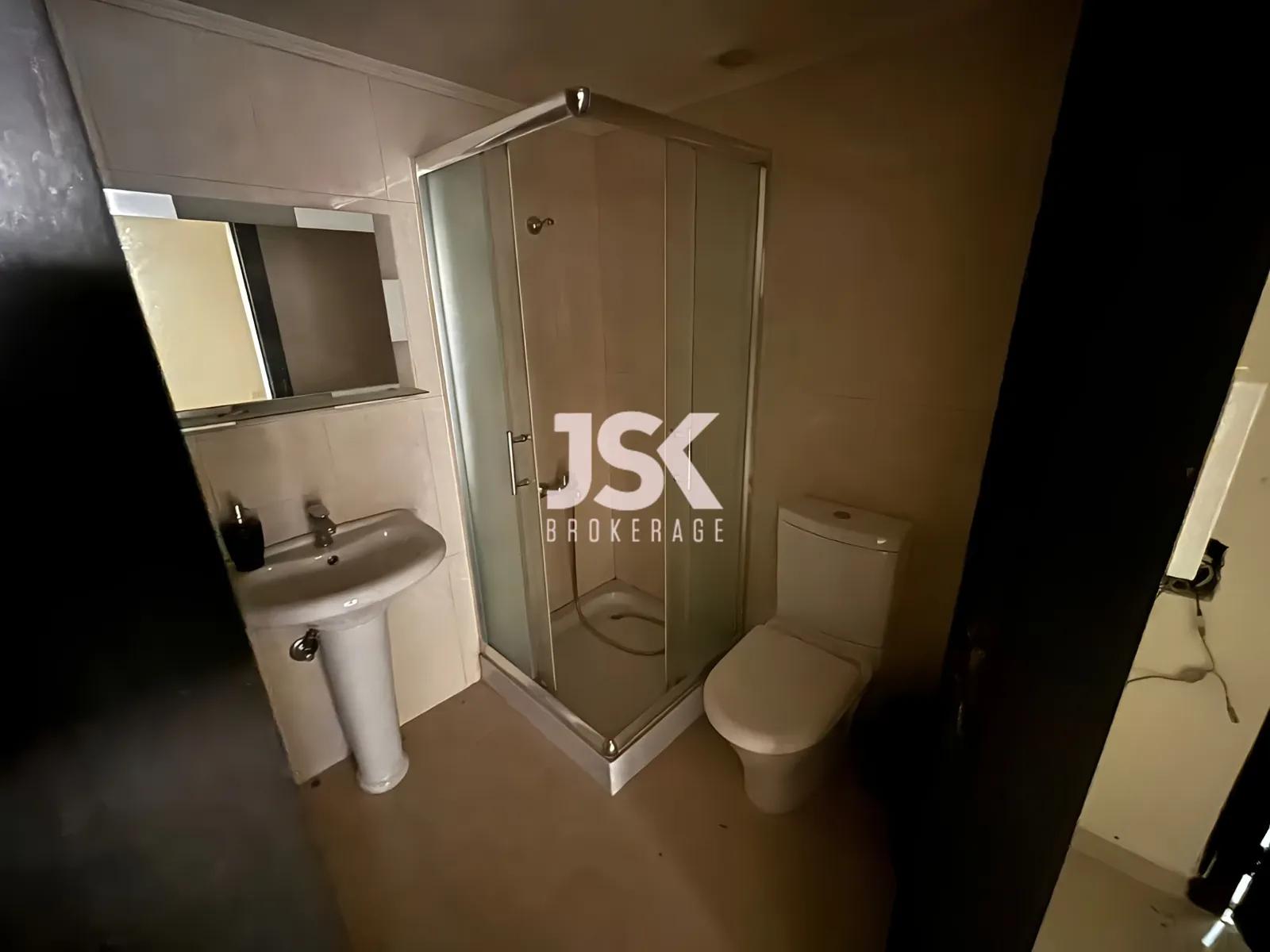 Office for Rent in Zalqa