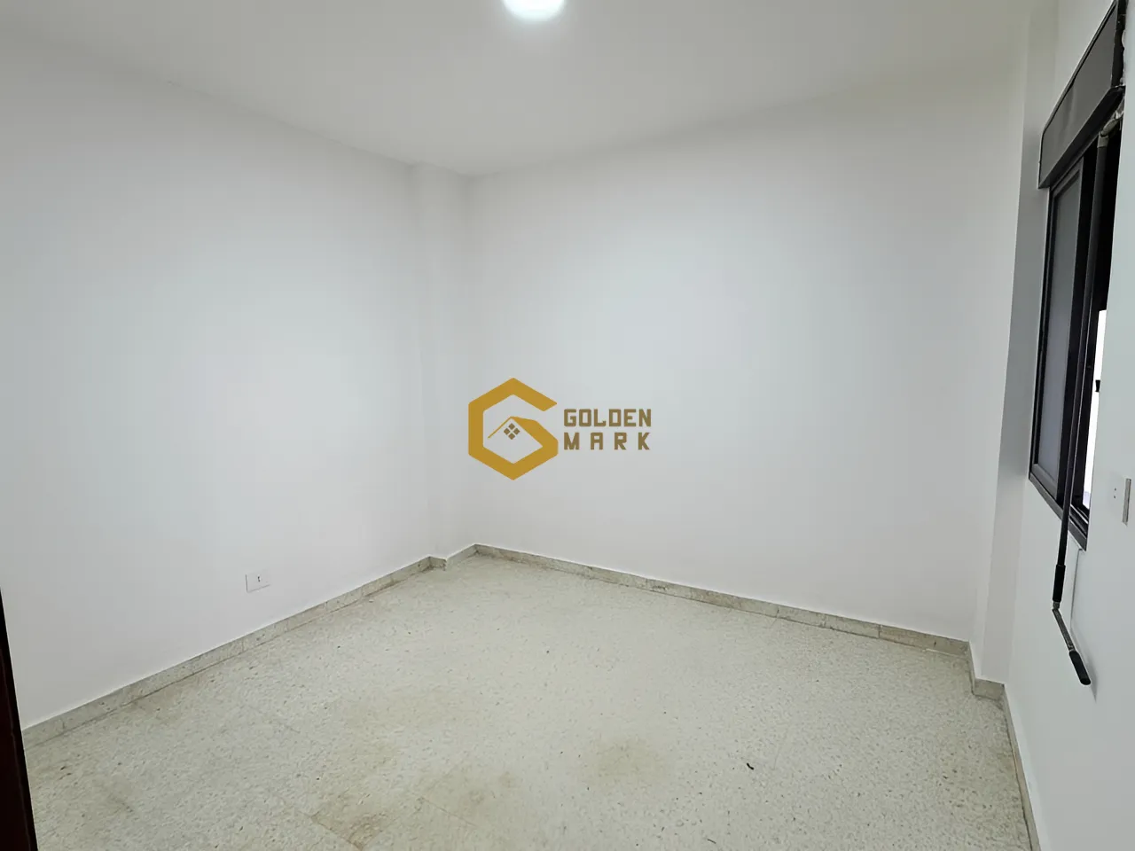Apartment for Sale in Ain El Rihaneh