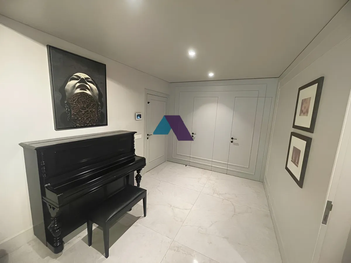Apartment for Sale in Hamra