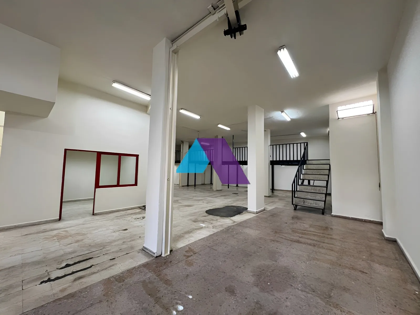 Warehouse for Sale in Mansourieh