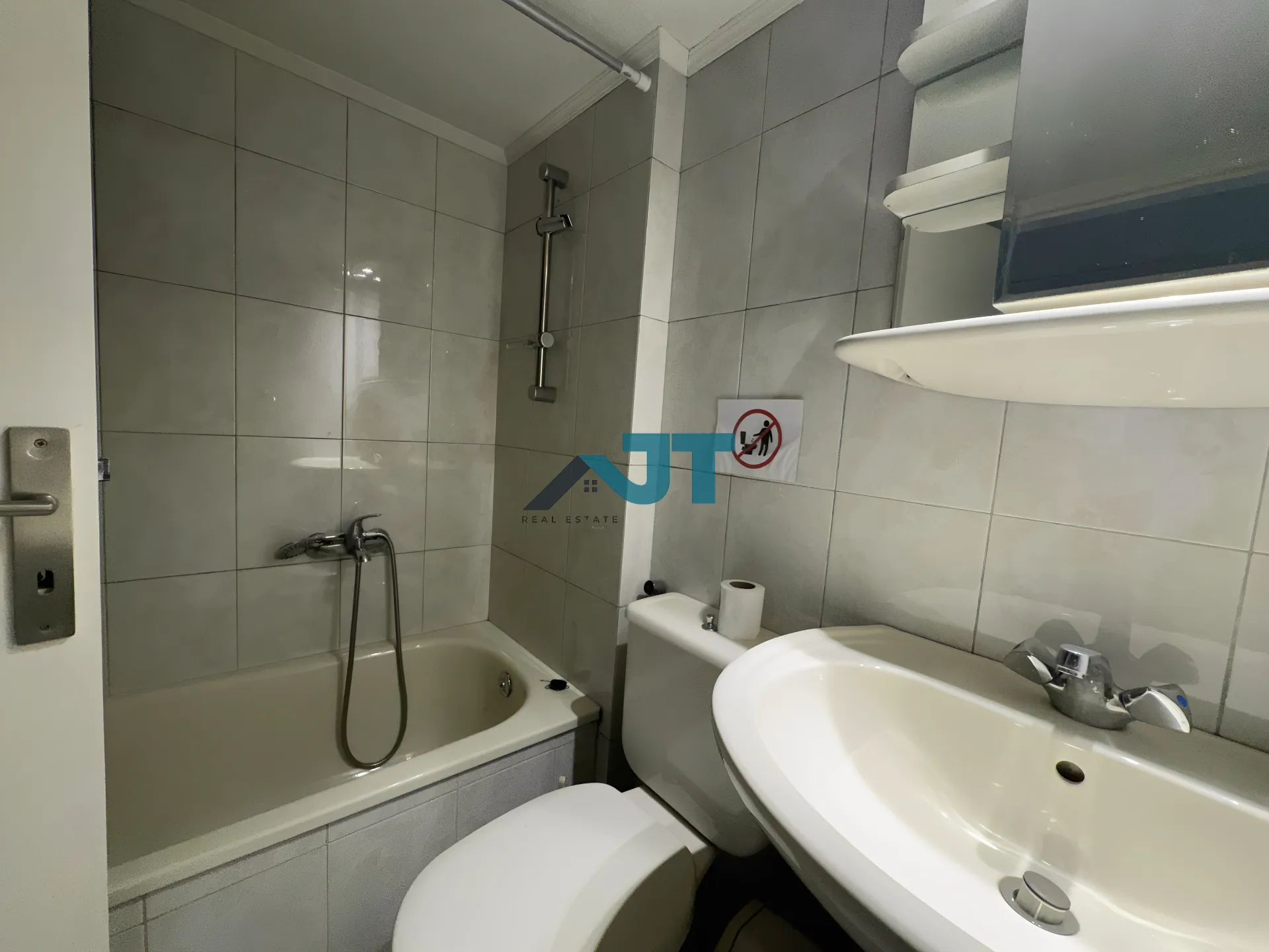 Apartment for Rent in Faraya