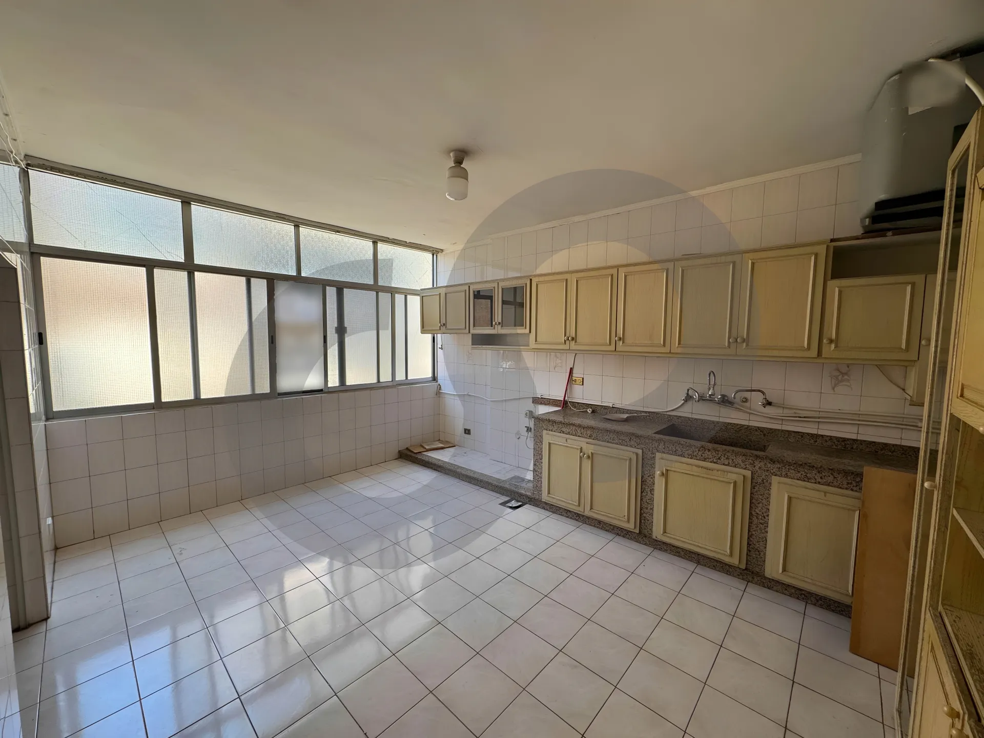 Building for Sale in Msaytbeh