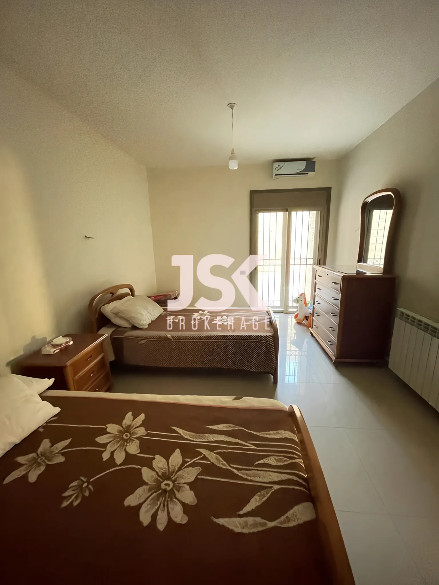 Apartment for Rent in Aaoukar, Lebanon - 2 bed, 3 bath