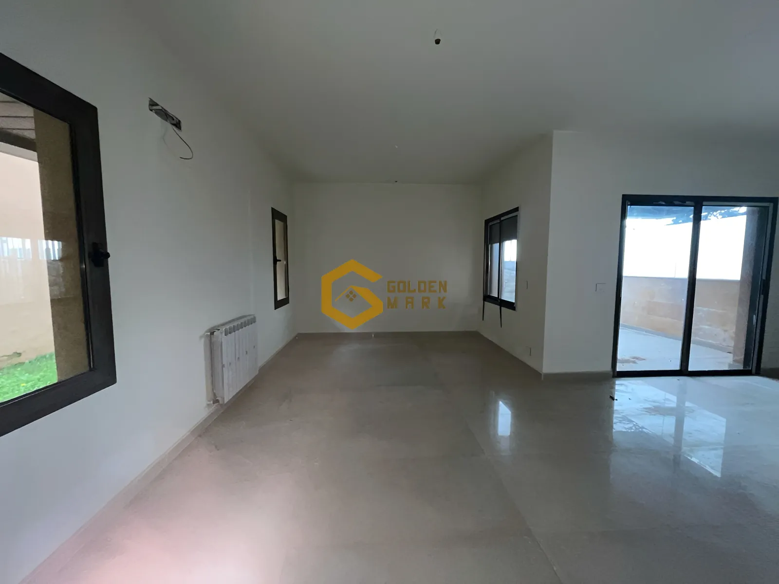 Apartment for Sale in Ballouneh