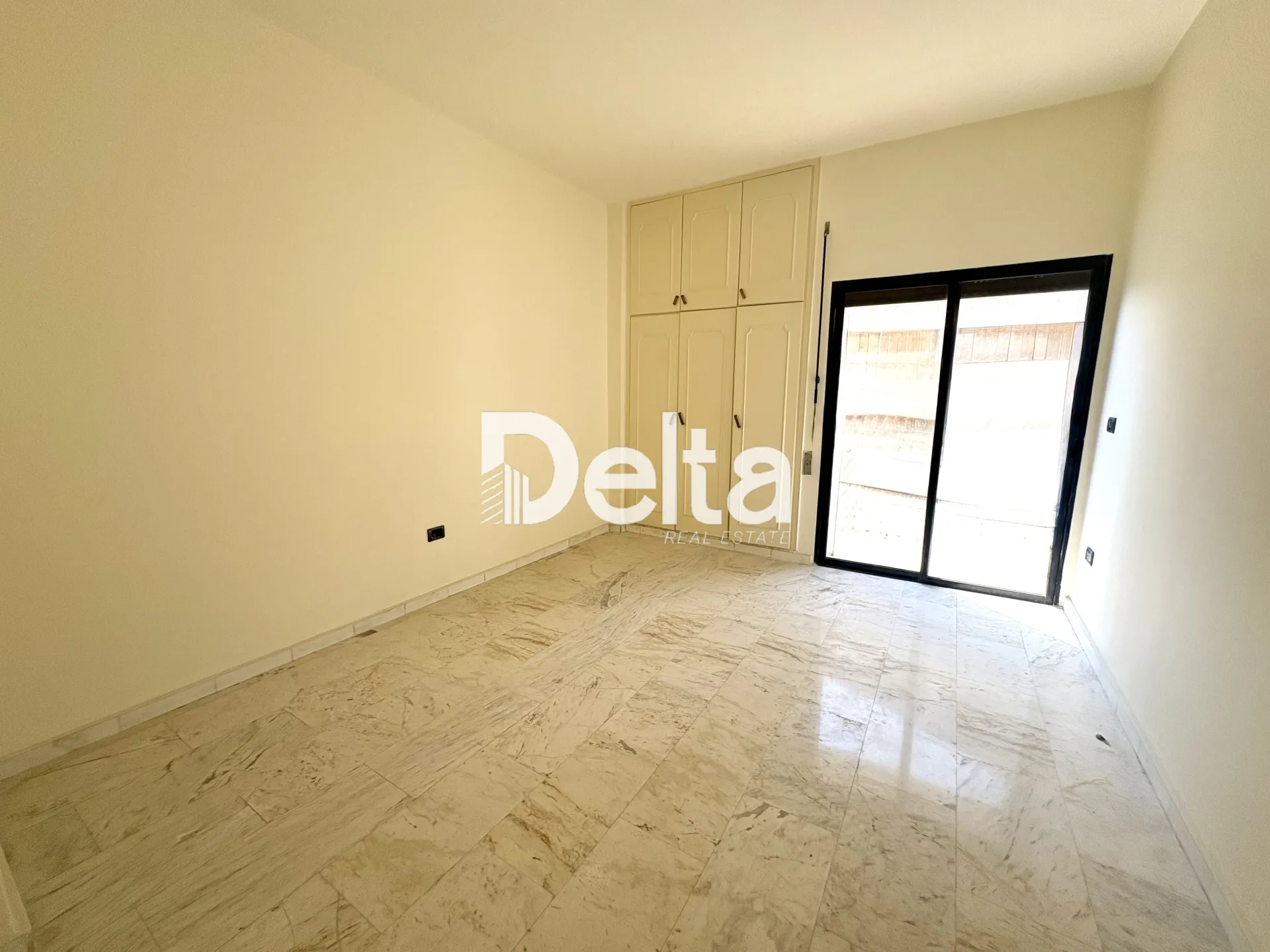 Apartment for sale in Sakiet el janzeer, beirut, lebanon