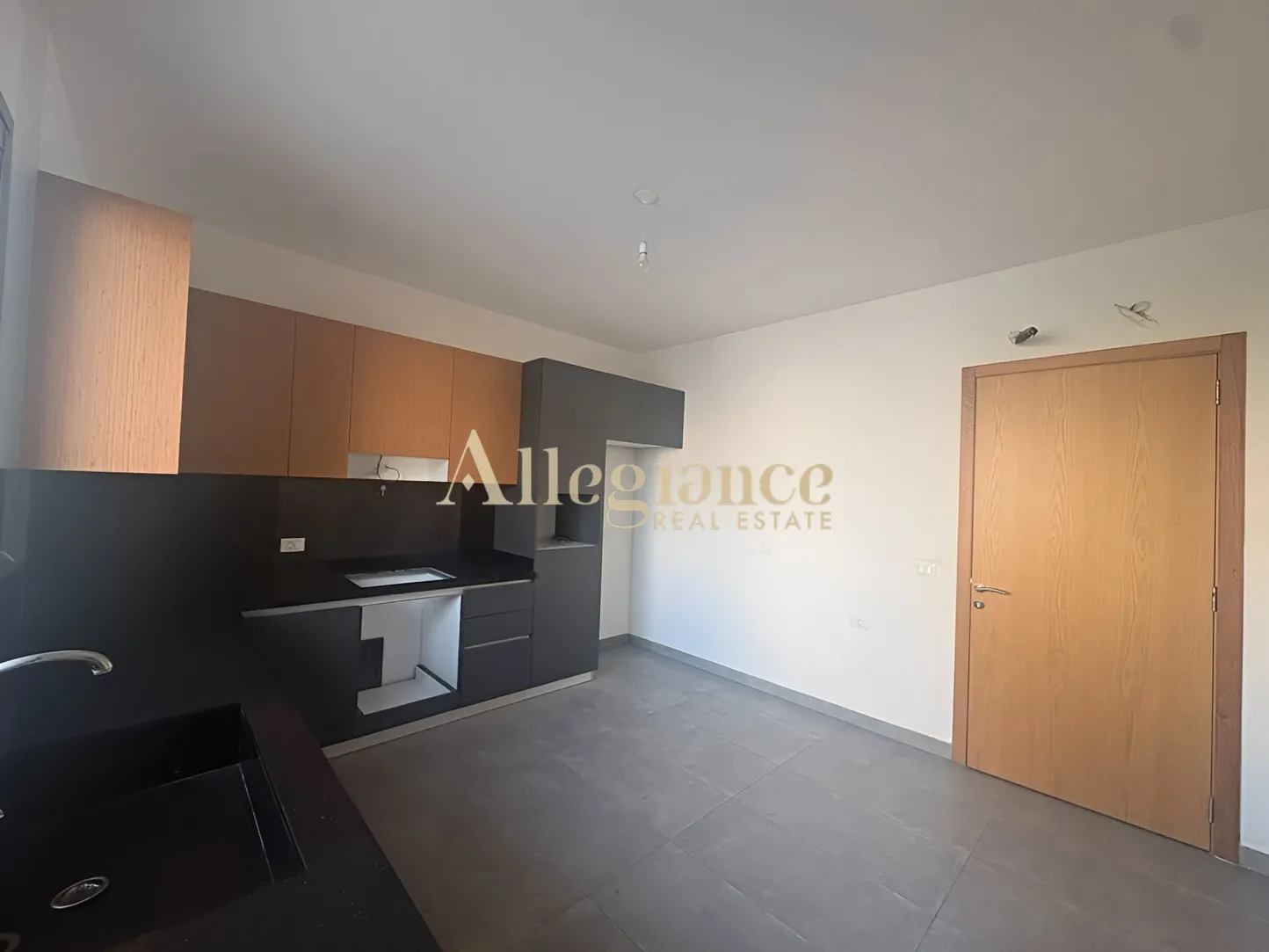 Apartment for sale in Badaro