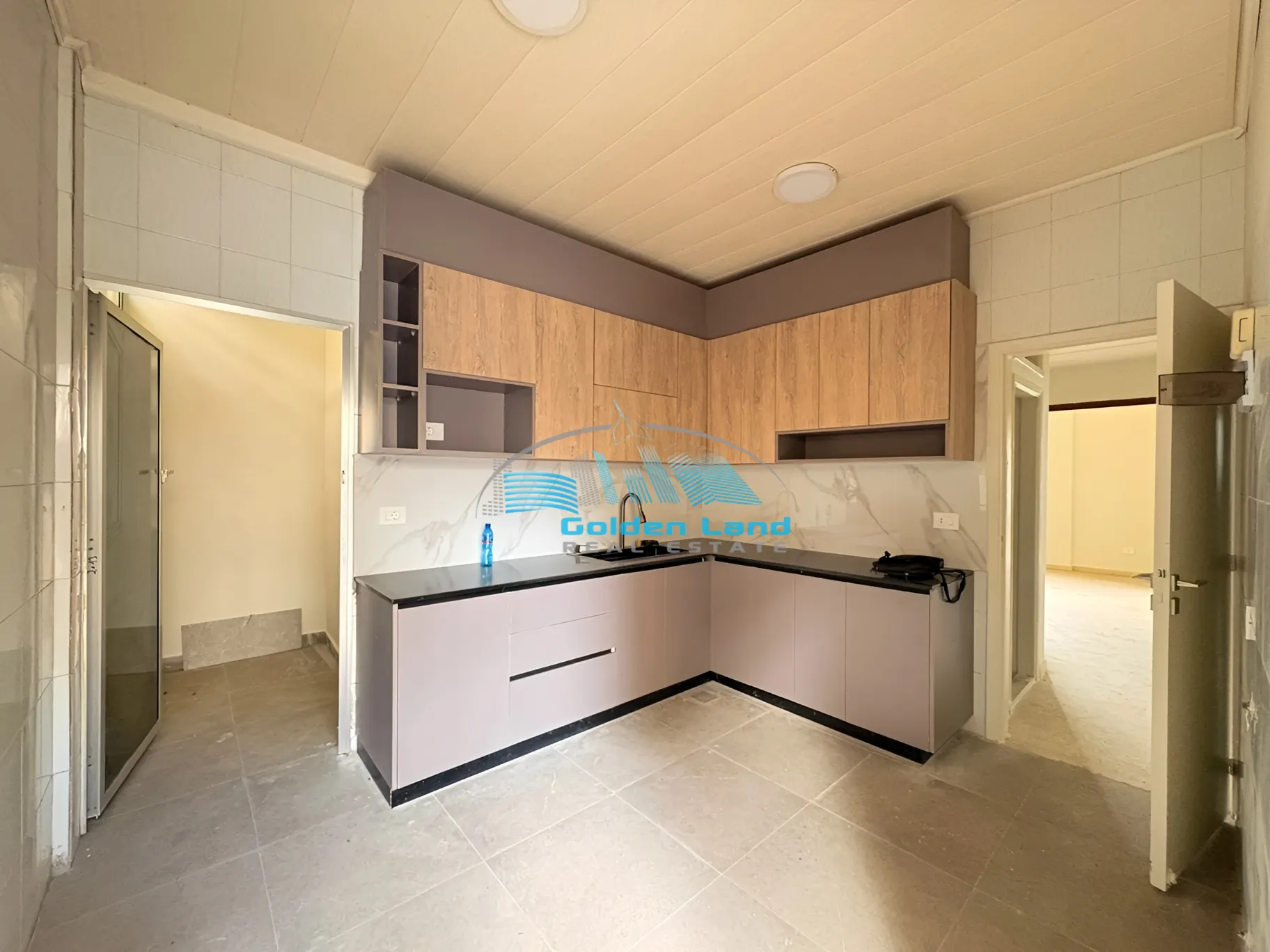 Apartment for sale in Mazraat Yachoua, Lebanon