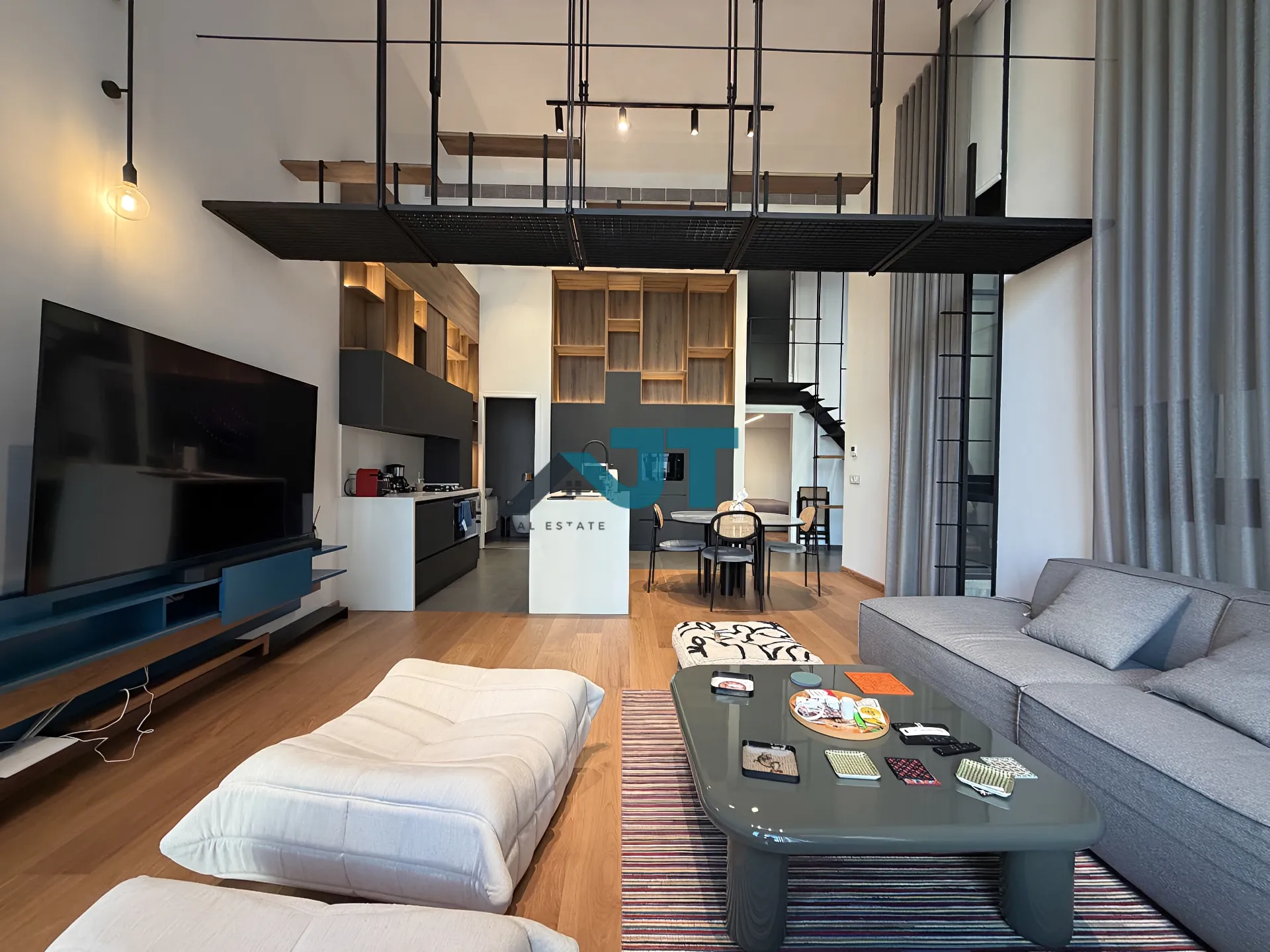 Duplex for rent in Gemmayzeh