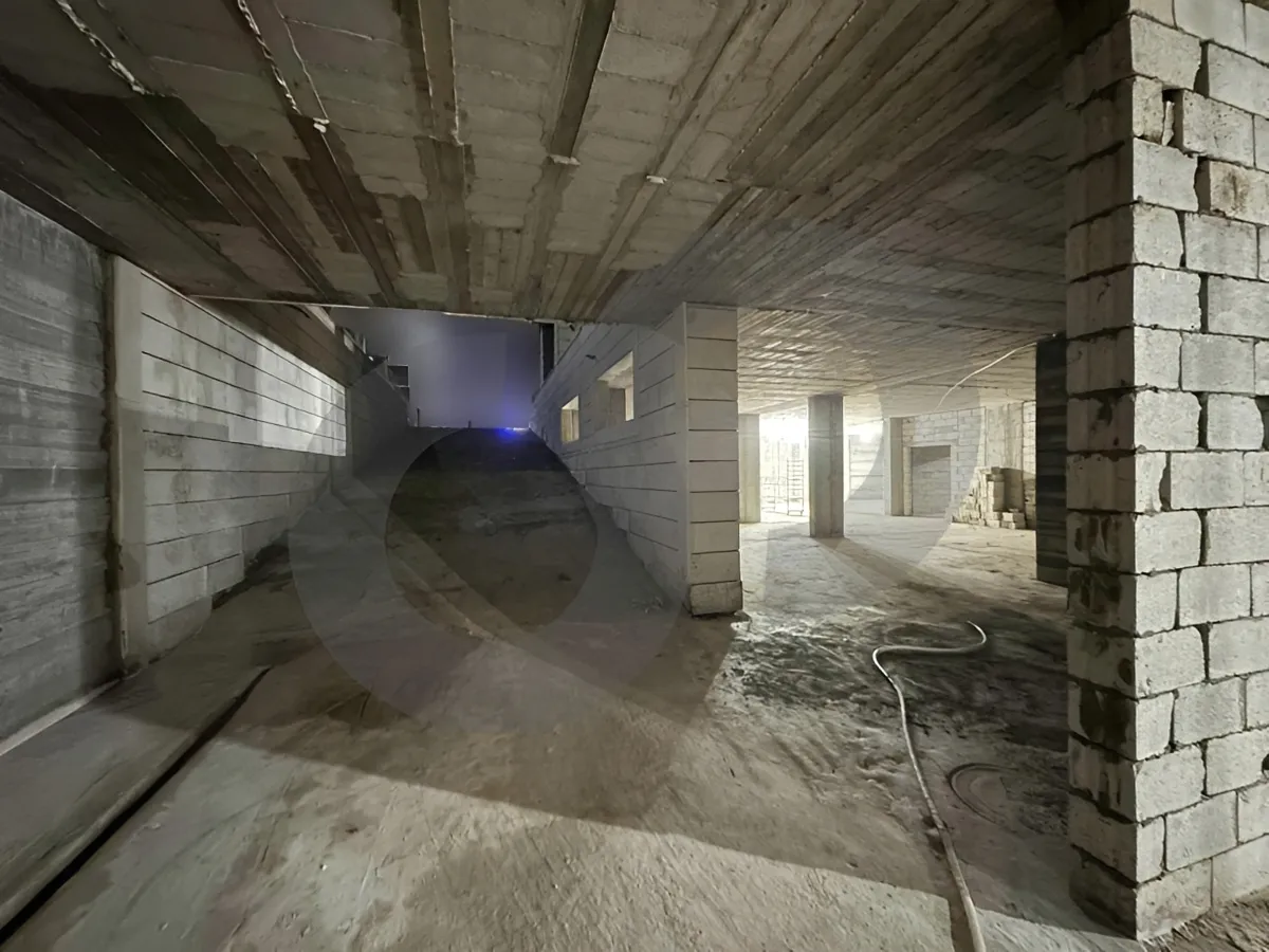 Warehouse for sale in Chtoura