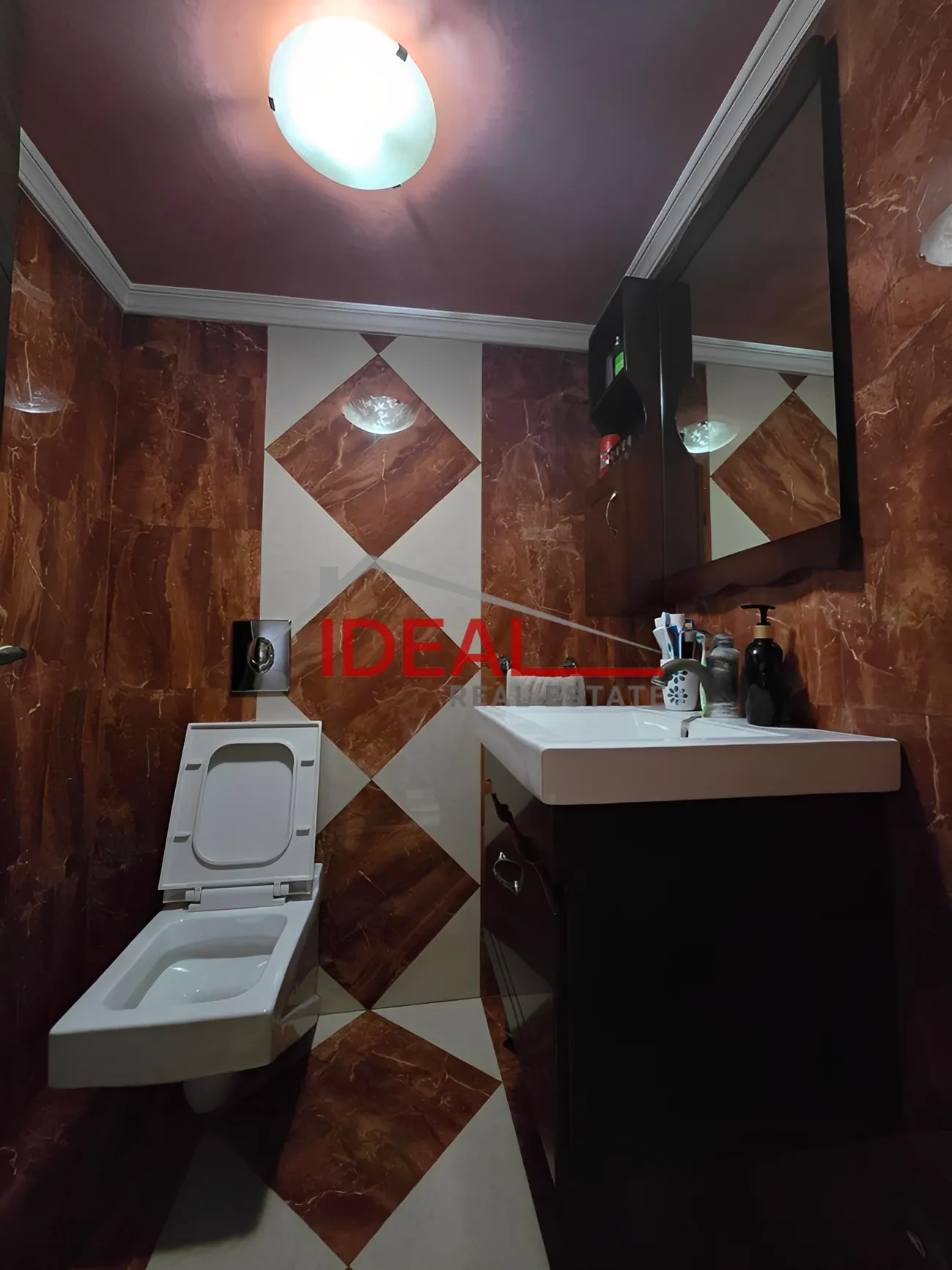 Apartment for Sale in Ain el remmeneh, baabda