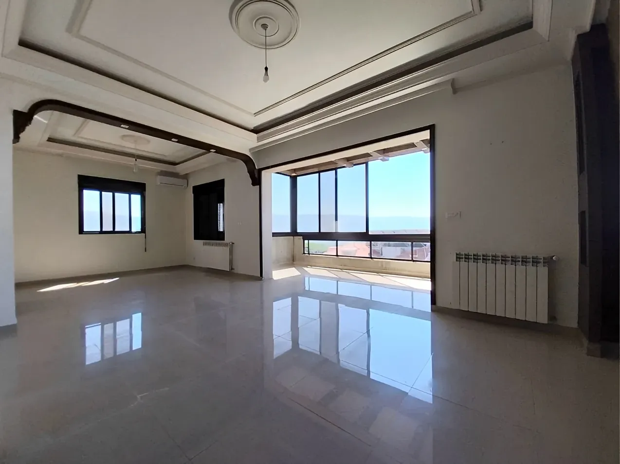 Apartment for Rent in Ajaltoun