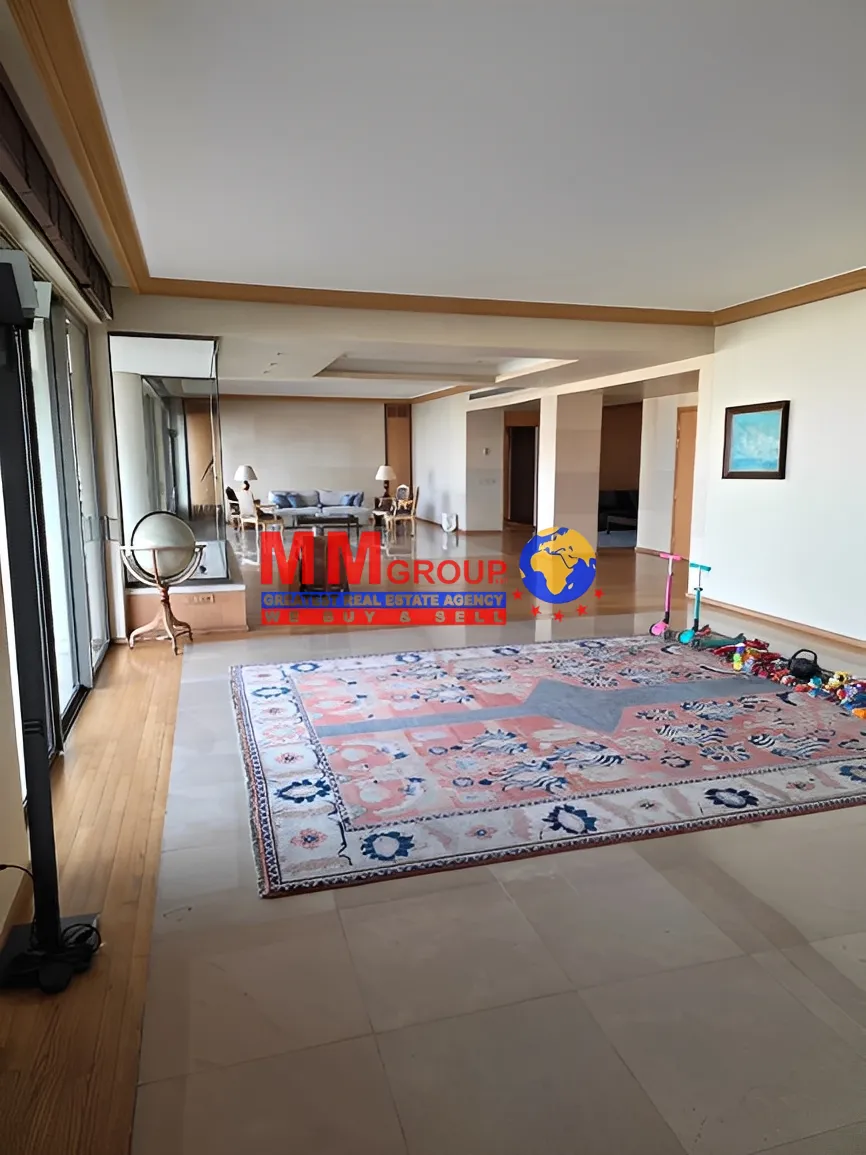 Apartment for Sale in Hamra, Beirut, Lebanon - 3 bed, 5 bath