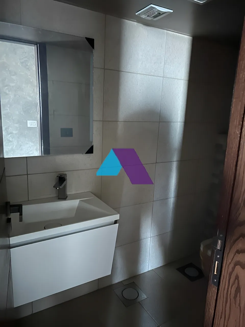 Apartment for Sale in Jouret El Ballout