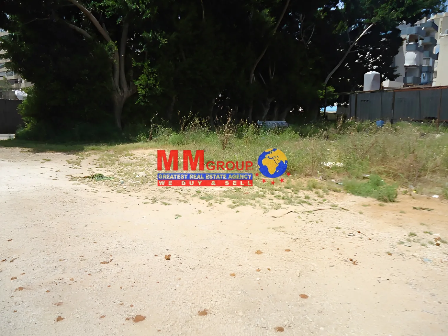Land for rent in Dekwaneh