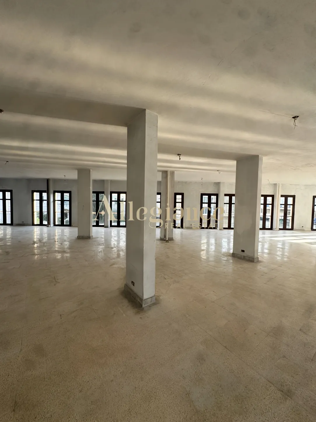 Office for rent in Jounieh