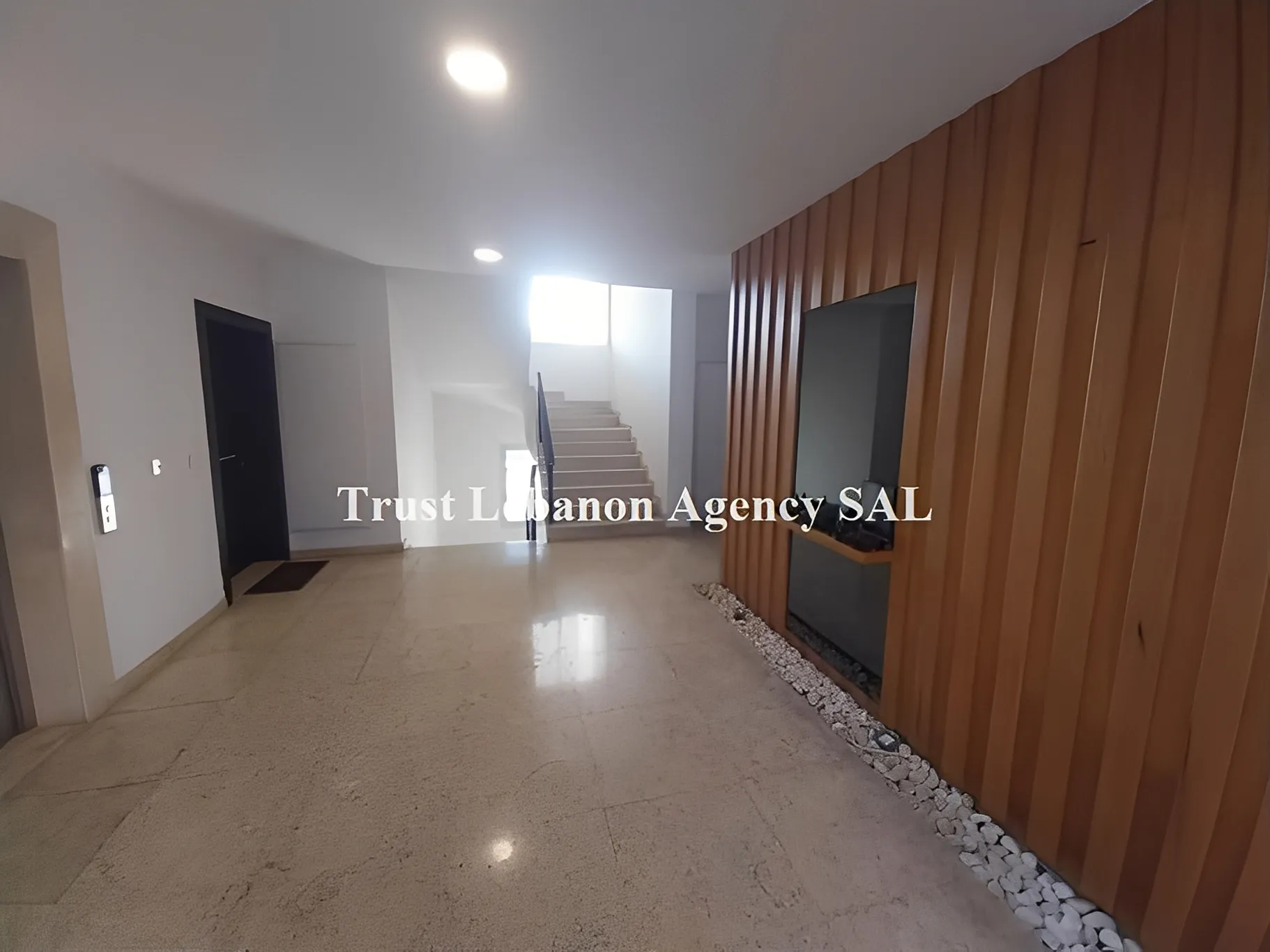 Apartment for Sale in Baabda Baabda - 2 bed, 4 bath