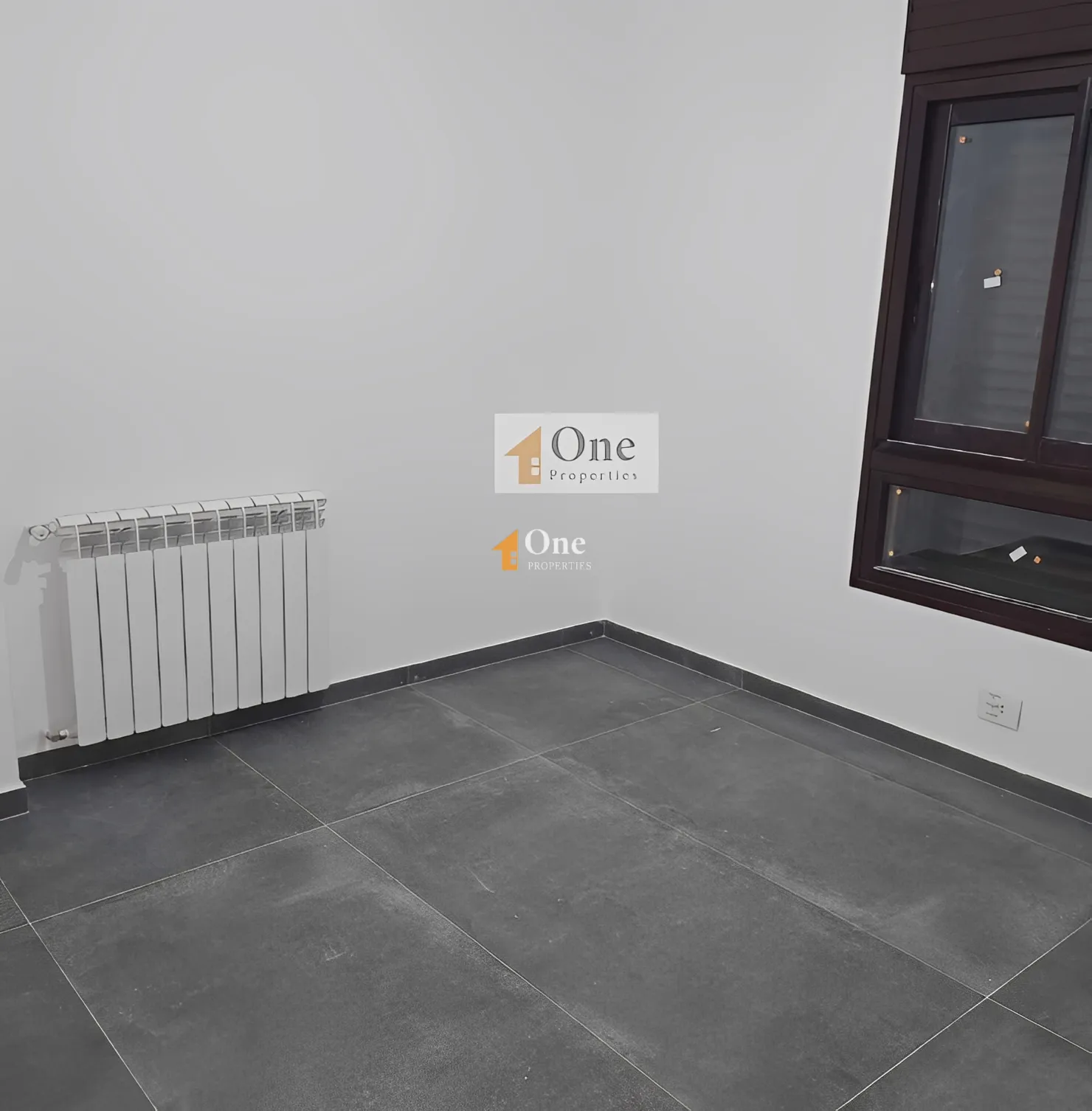 Chalet for sale in Laqlouq, Lebanon - 1 bed, 1 bath