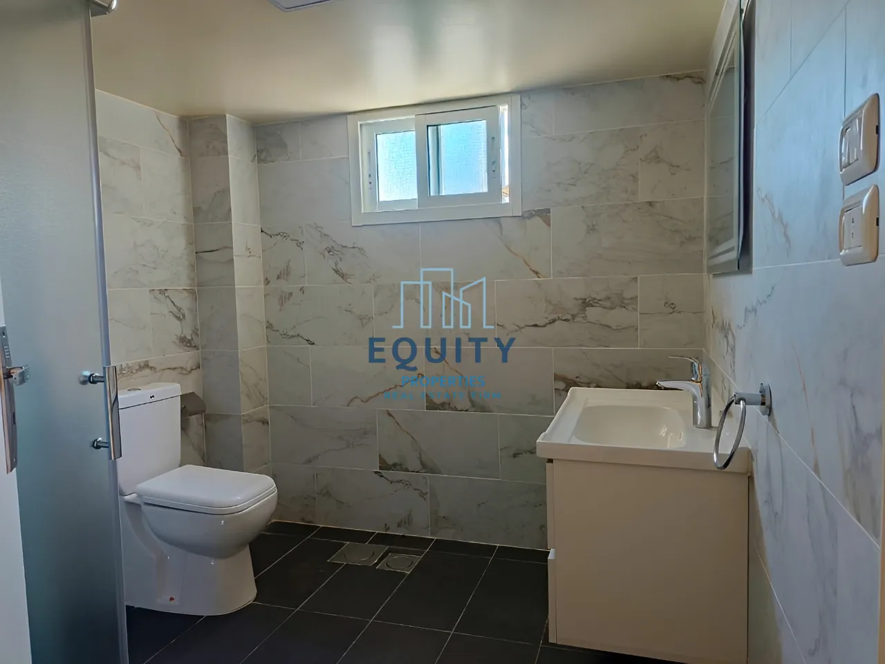 Apartment for rent in Ashrafieh - 3 bed, 2 bath