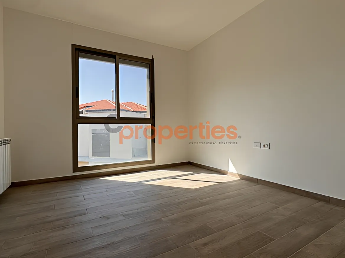 Apartment for Sale in Beit Misk