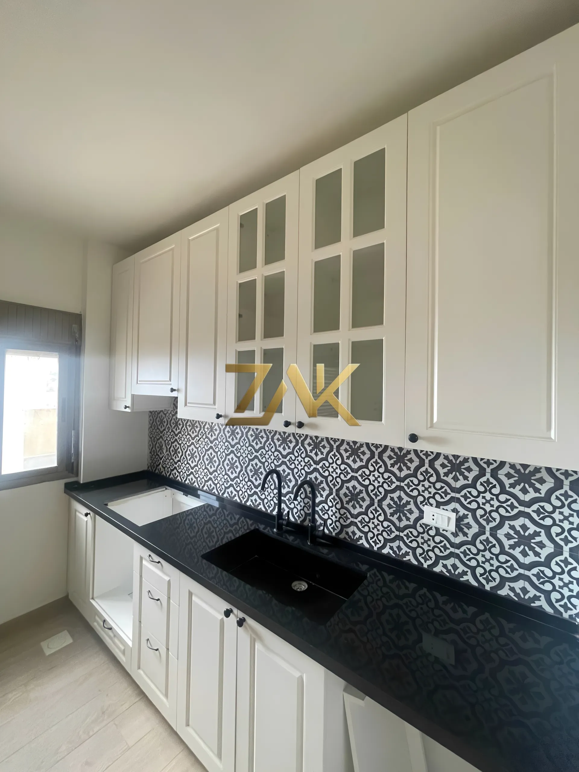 Apartment for Sale Baabda - 3 bed, 4 bath