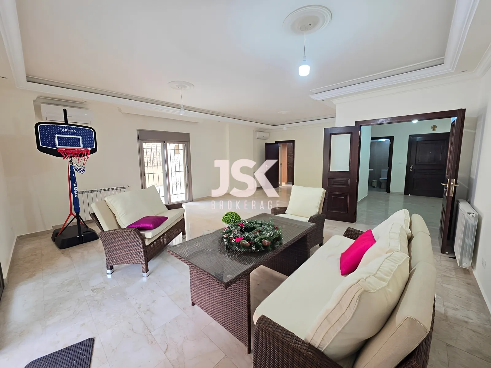 Apartment for Rent in Mar Takla