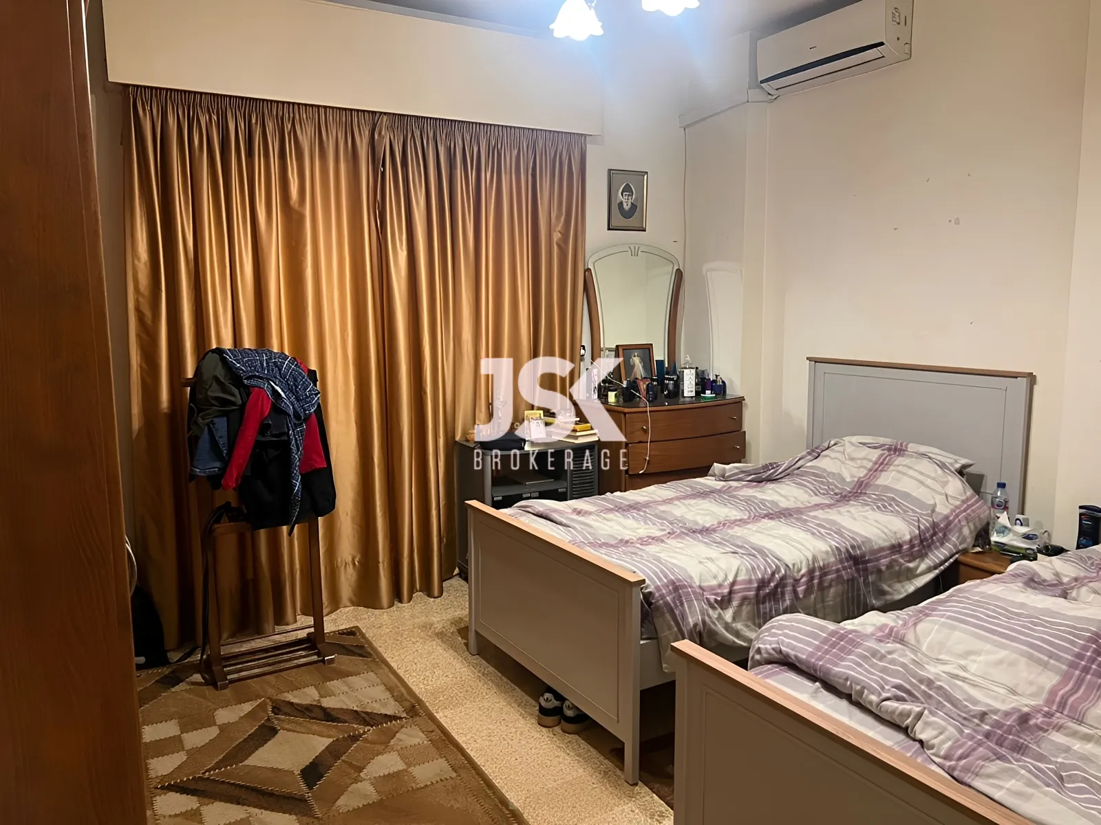 Apartment for Sale in Forn El Chebbak