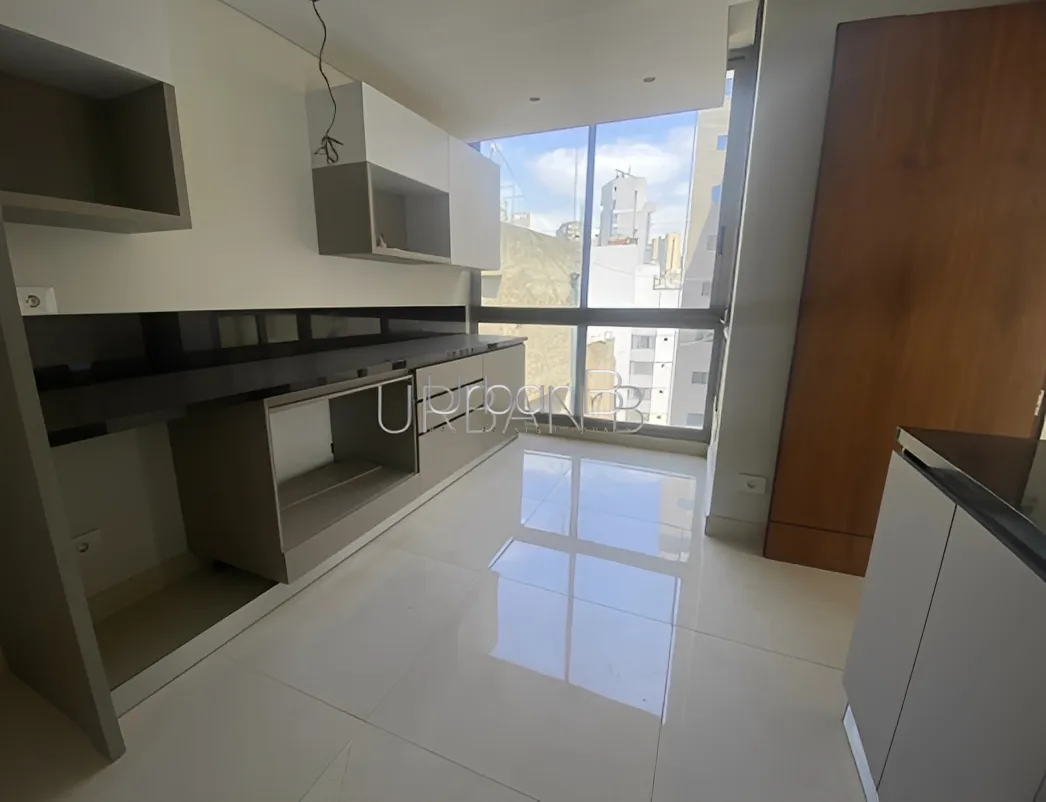 Apartment for Sale in Alfred Naccash, Bayrut, Lebanon