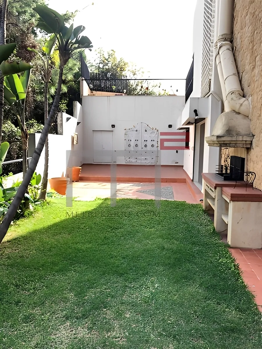Apartment for Sale in Metn Antelias Lebanon - 4 bed, 6 bath