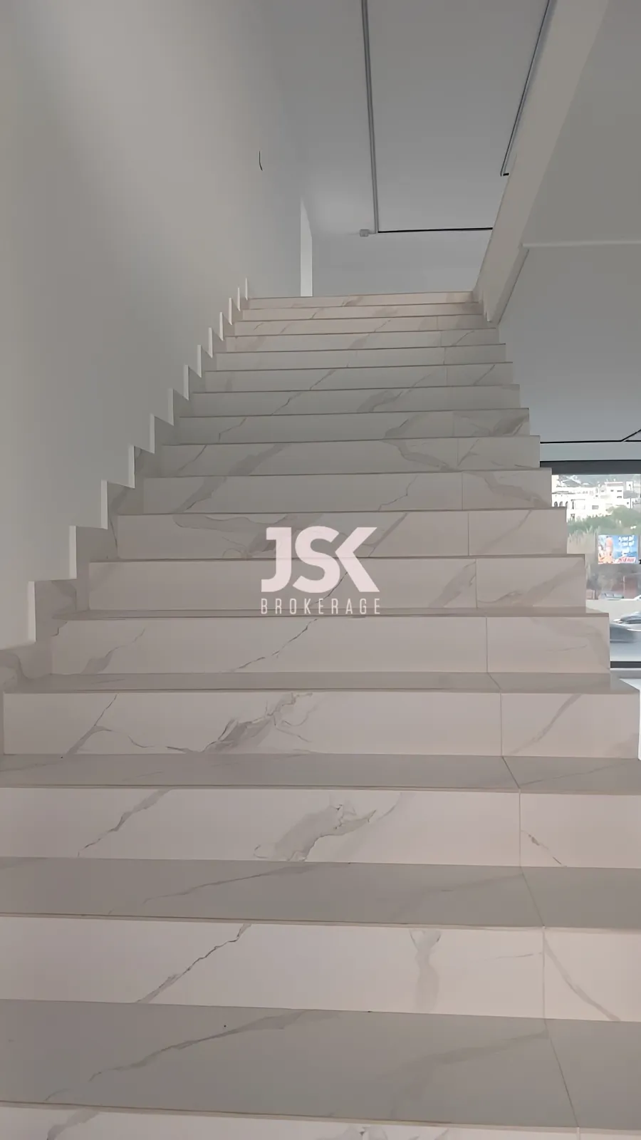 Showroom for Rent in Dbayeh