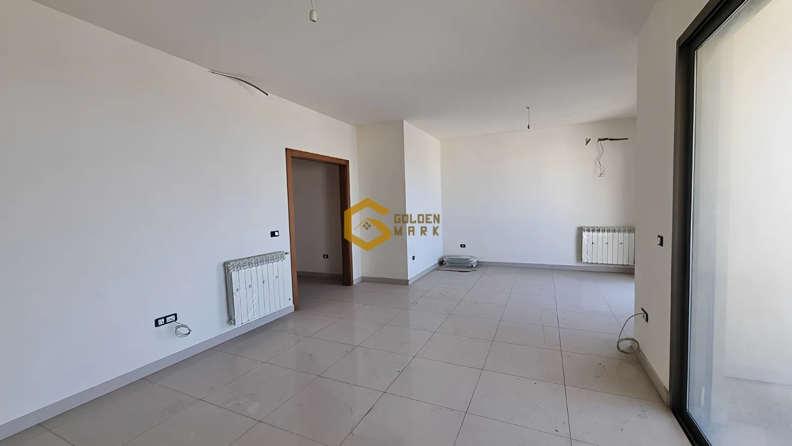 Duplex for Sale in Mazraat Yachoua - 3 bed, 4 bath