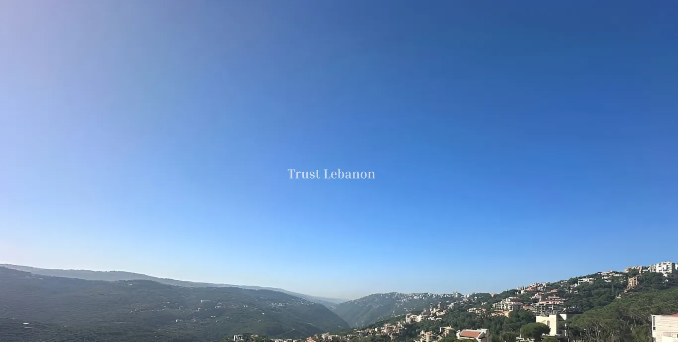 Apartment for rent in Oyoun, Lebanon - 1 bed, 2 bath