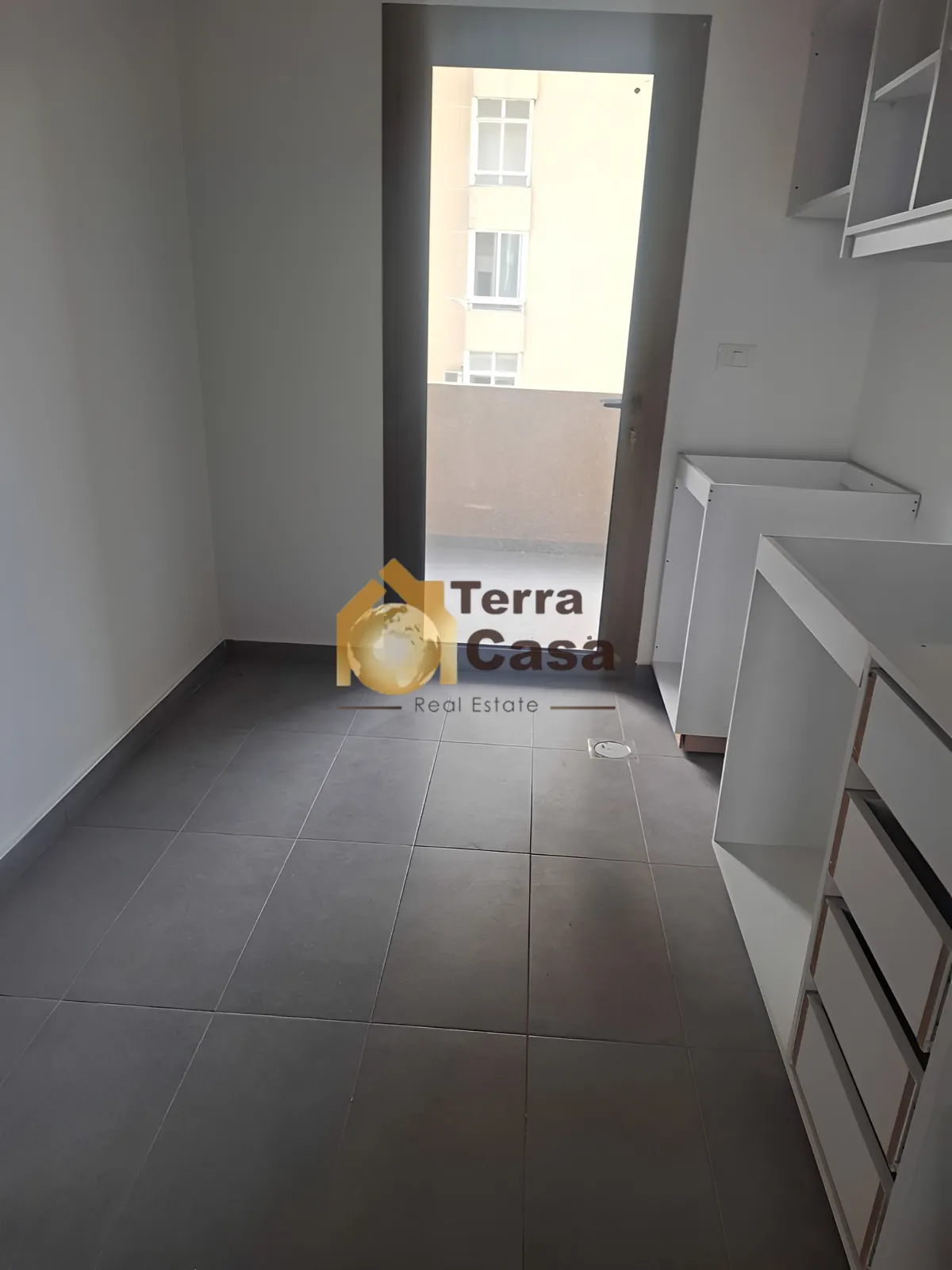 Apartment for sale in Zalqa
