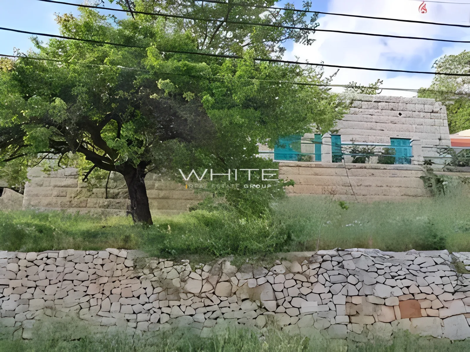 Shop For Sale in Ehden