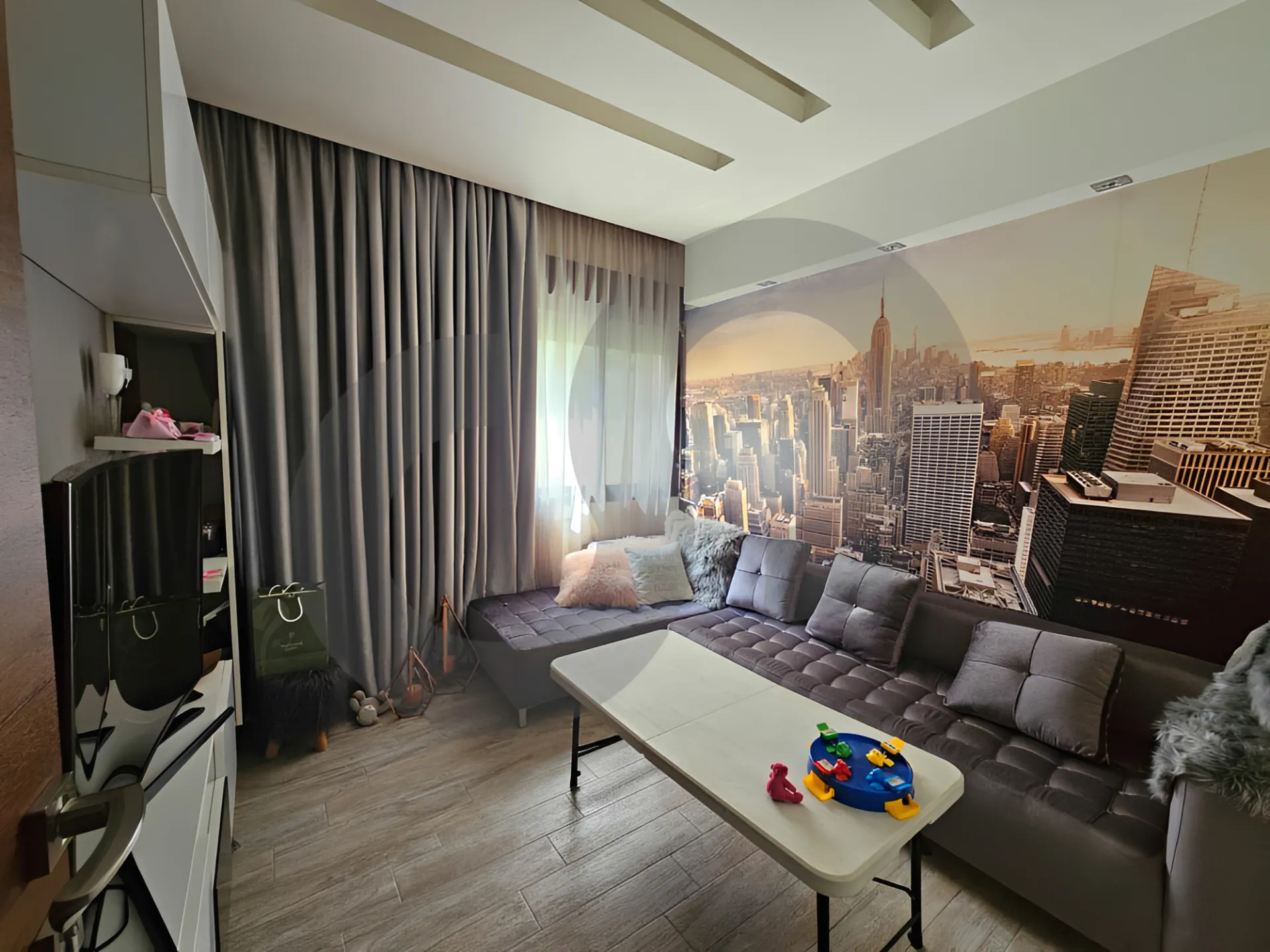 Building for Rent in Fanar