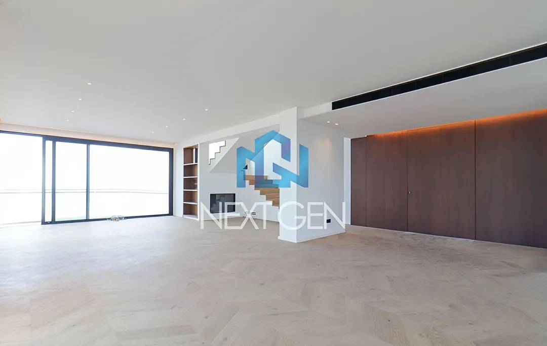 Apartment for sale in Achrafieh, Beirut, Lebanon - 3 bed, 6 bath