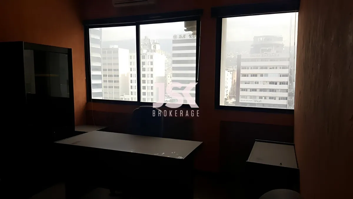 Office for sale in Baouchriyeh