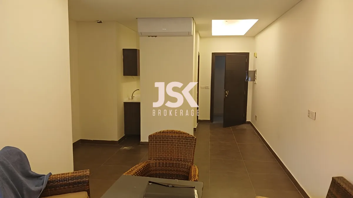 Office for rent in Zalqa