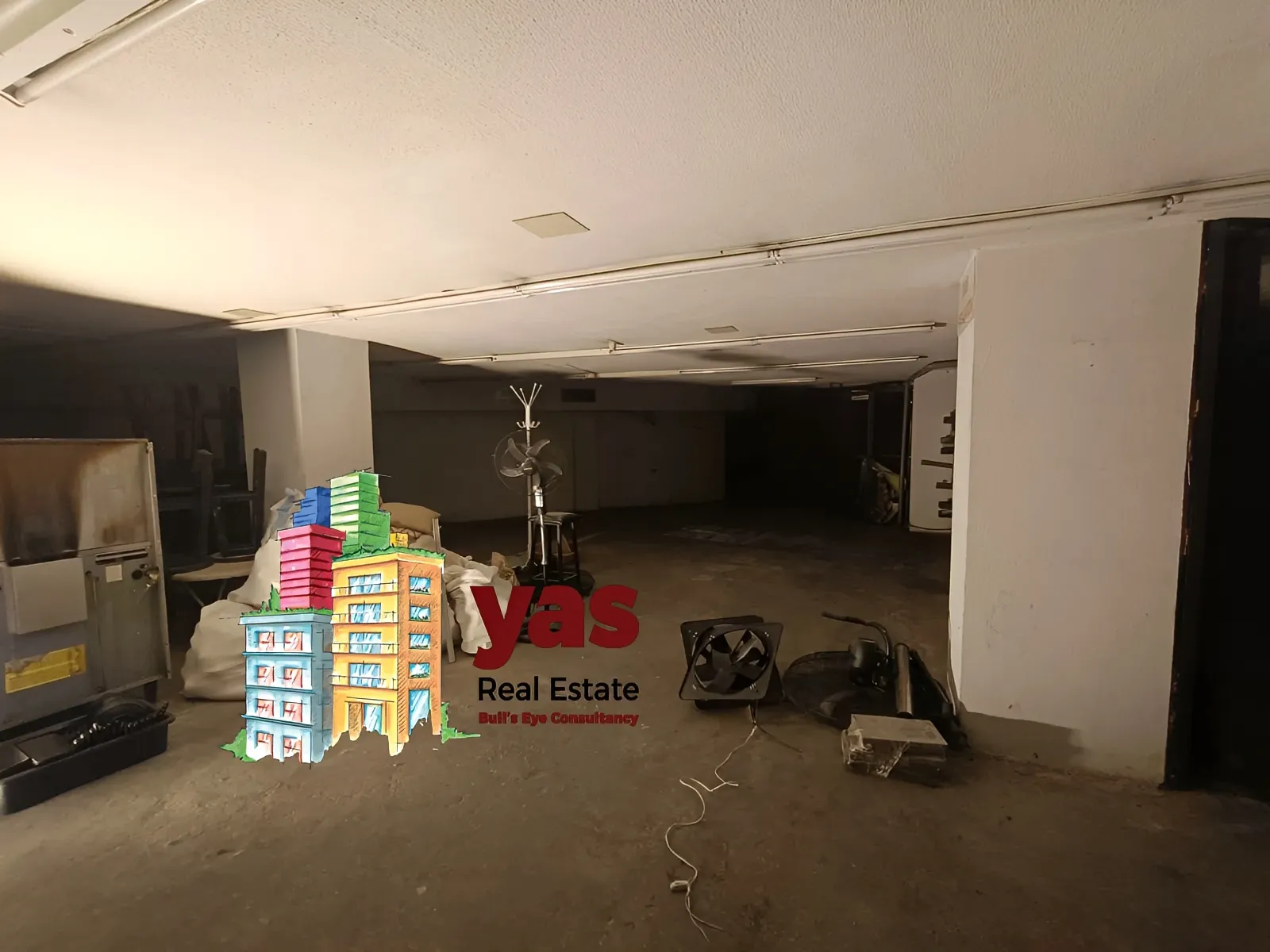 Warehouse for Sale in Dekwaneh