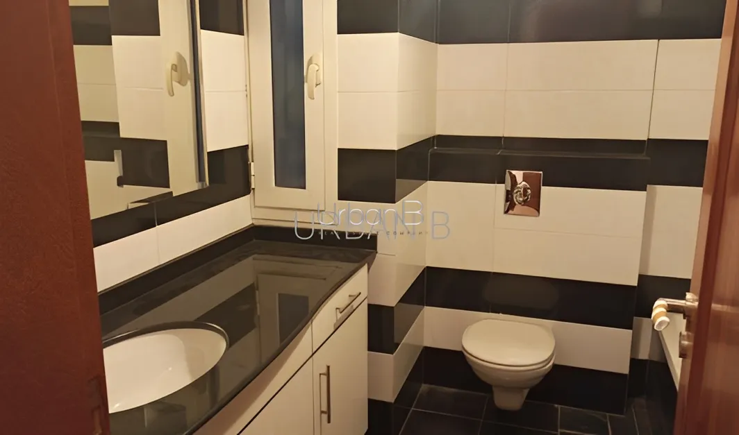 Apartment for Sale in Hotel Dieu St, Bayrut, Lebanon - 3 bed, 4 bath
