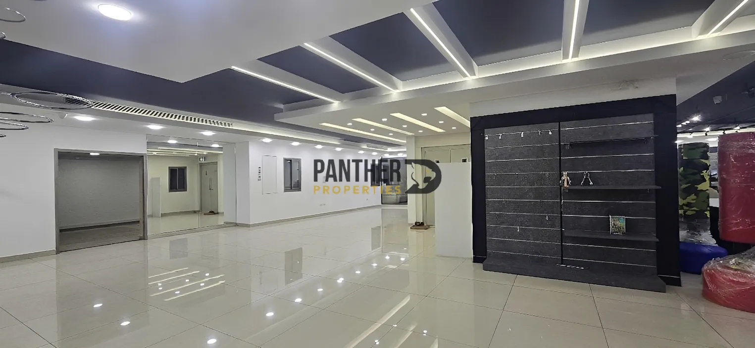 Showroom for rent in Louaizeh, lebanon