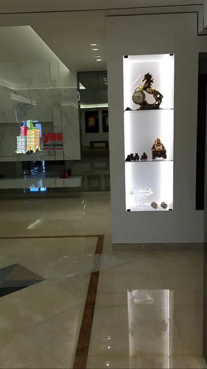 Apartment for Sale in Achrafieh - 4 bed, 4 bath