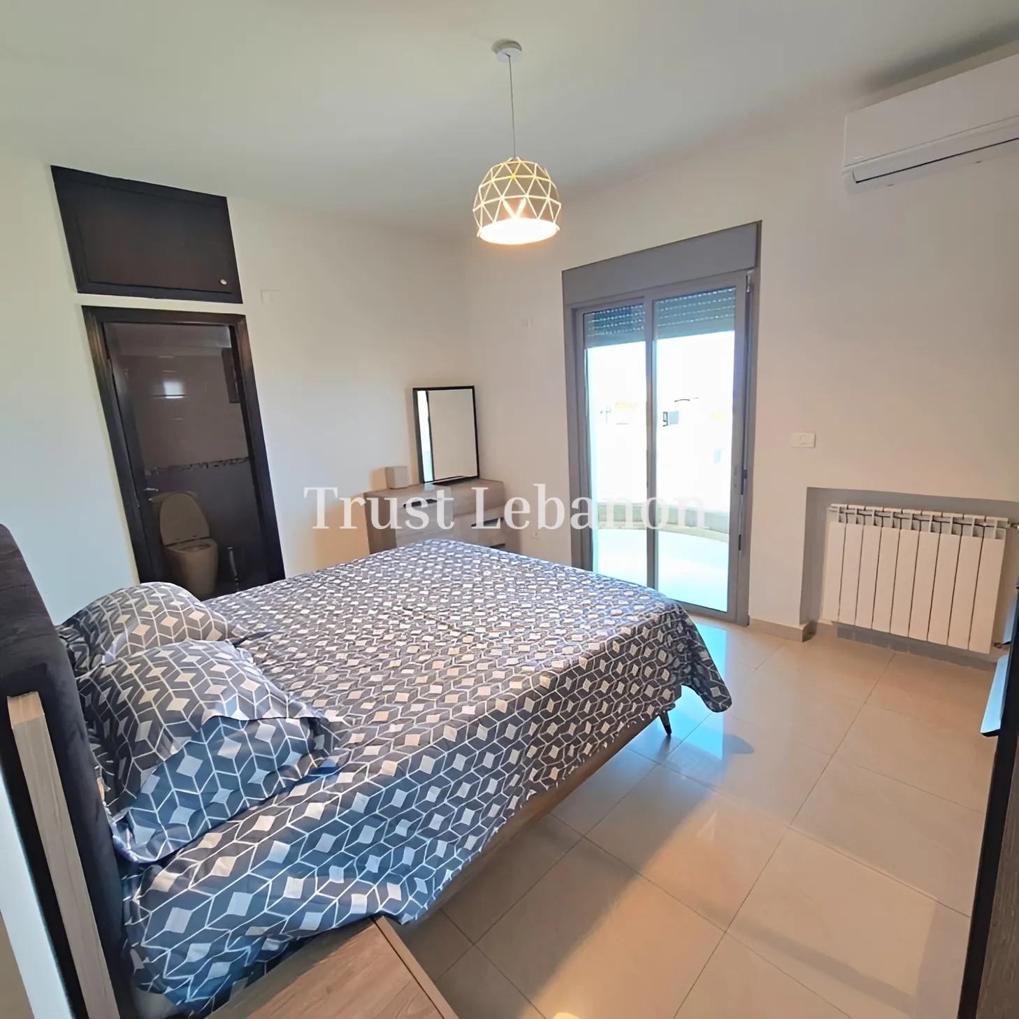 Apartment for rent in Dbayeh