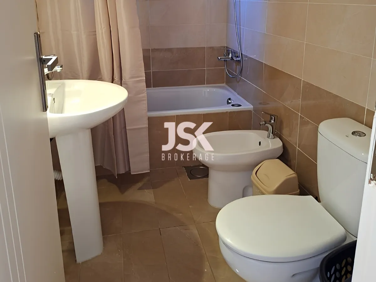 Apartment for Rent in Halat