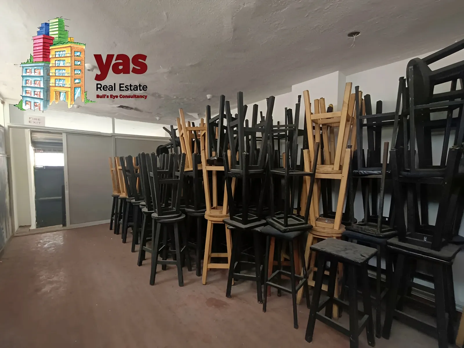 Warehouse for Sale in Dekwaneh