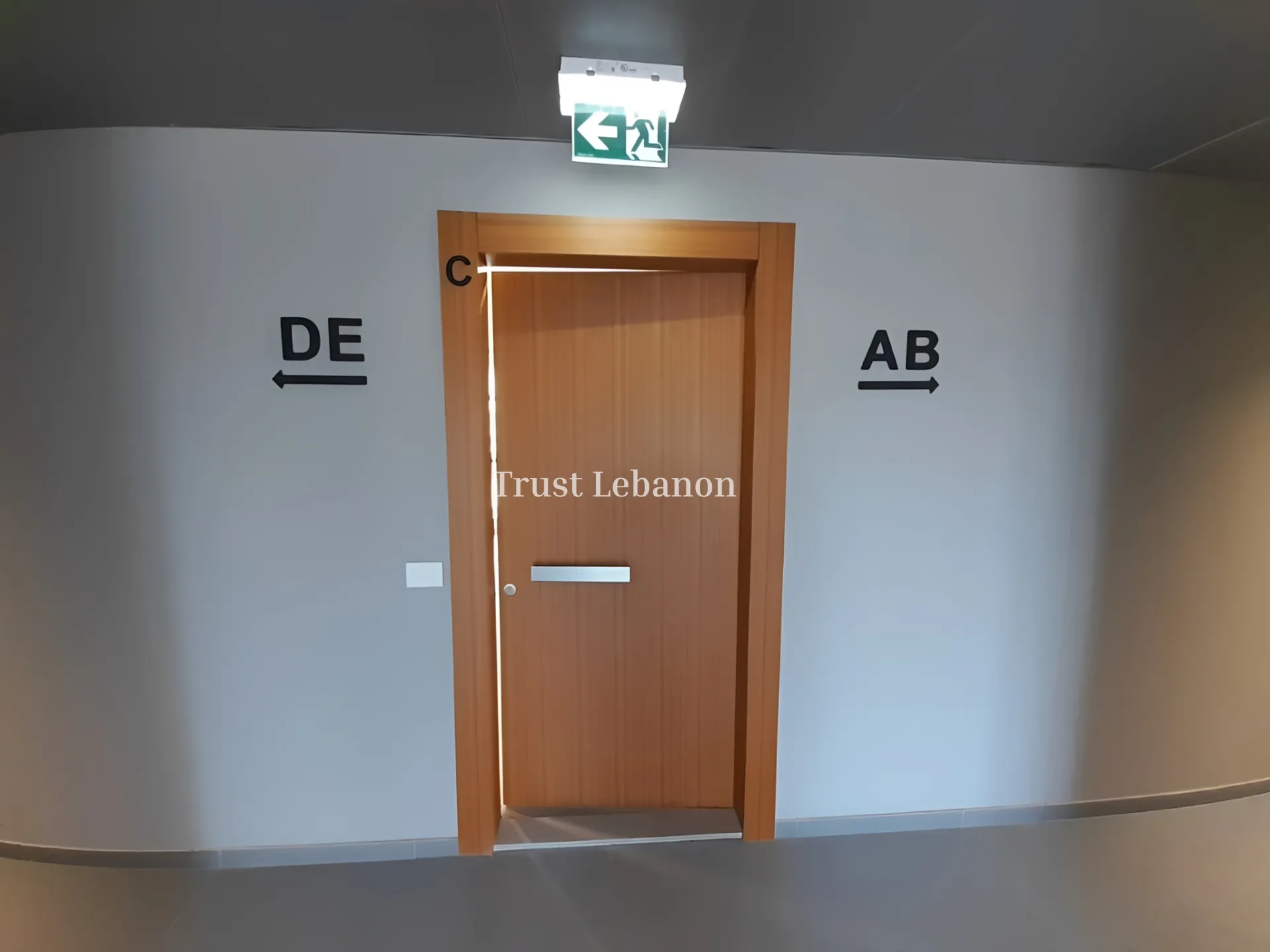 Office for sale in Horch Tabet, Lebanon