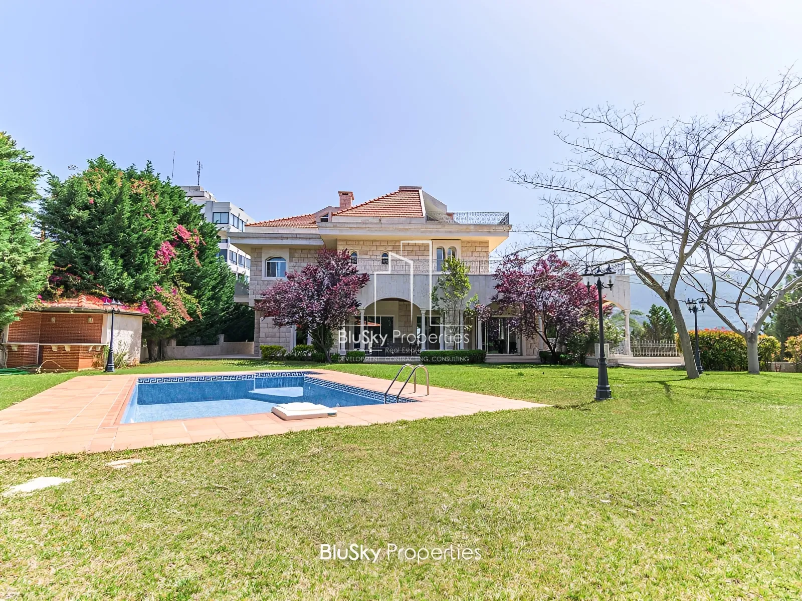 Villa for Sale in Fatka - 7 bed, 10 bath