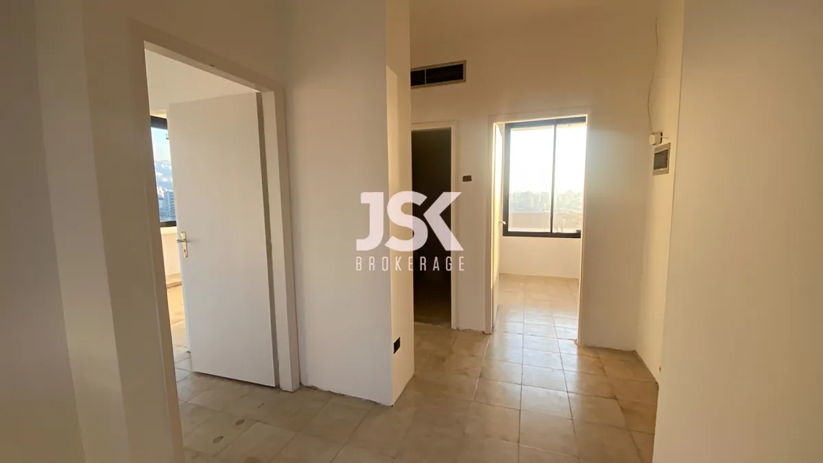 Office for rent in Zalqa