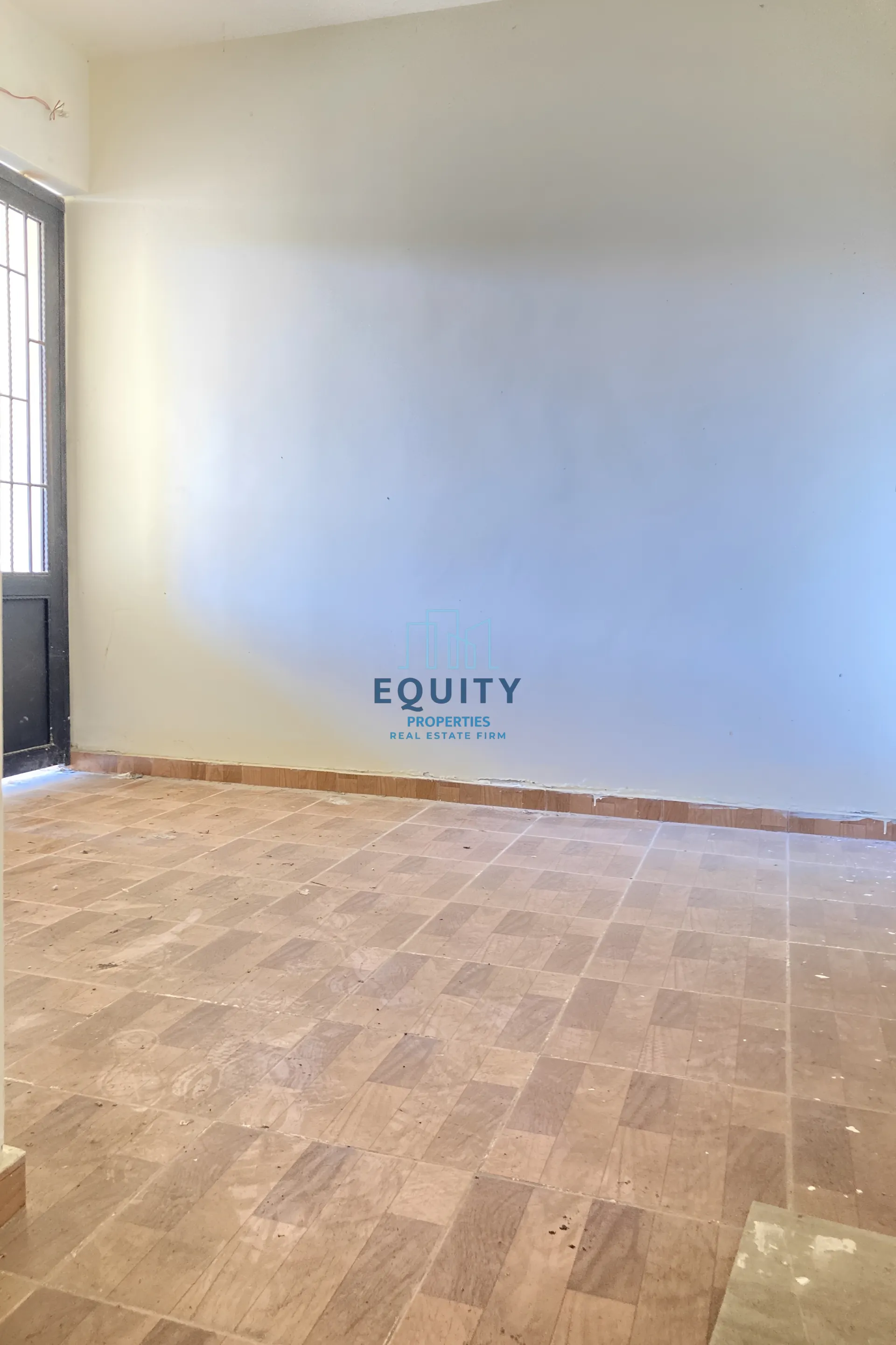 Apartment for Sale in Bouar - 2 bed, 2 bath