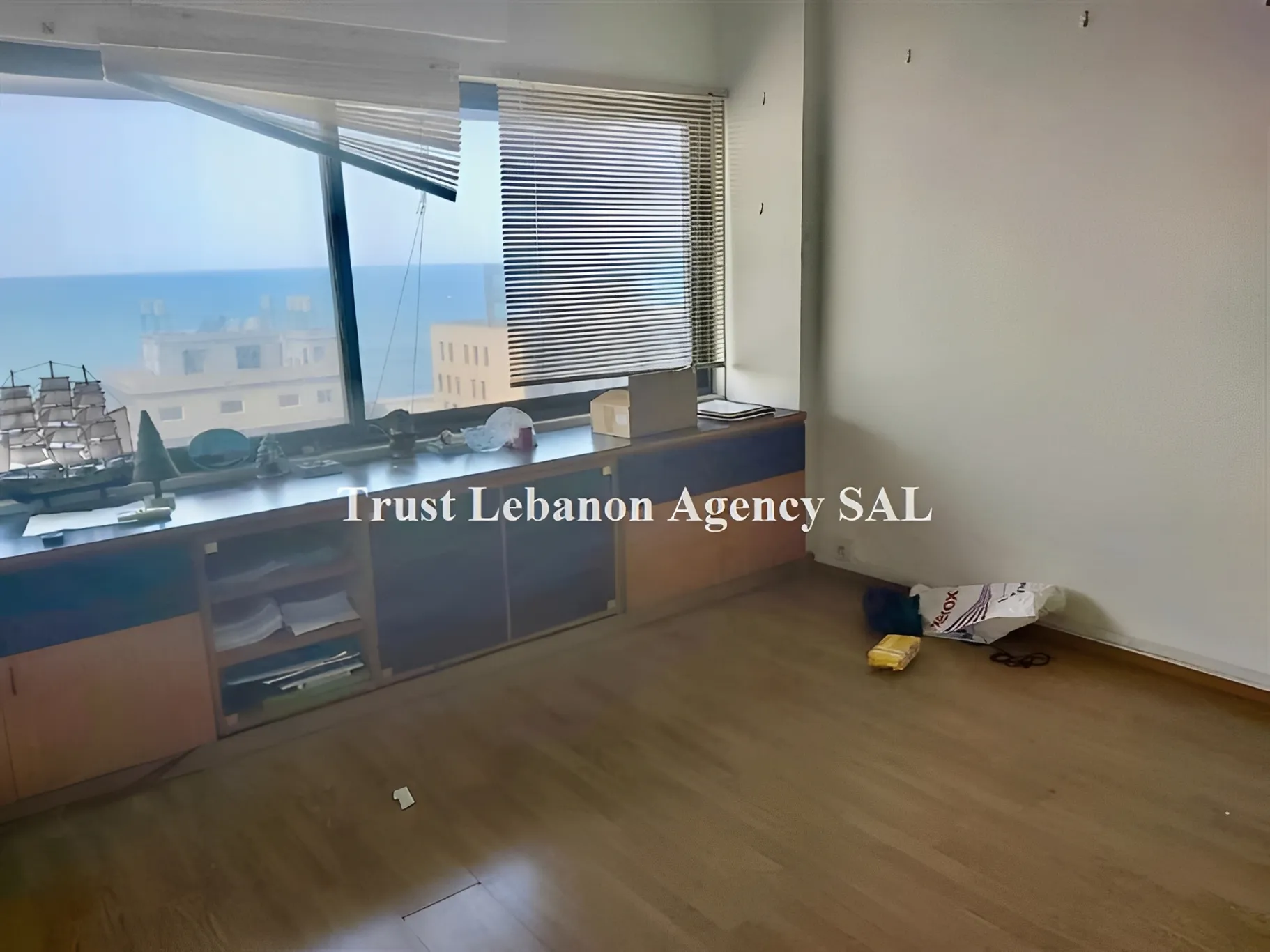 Office for rent in Metn, Jal Al Dib